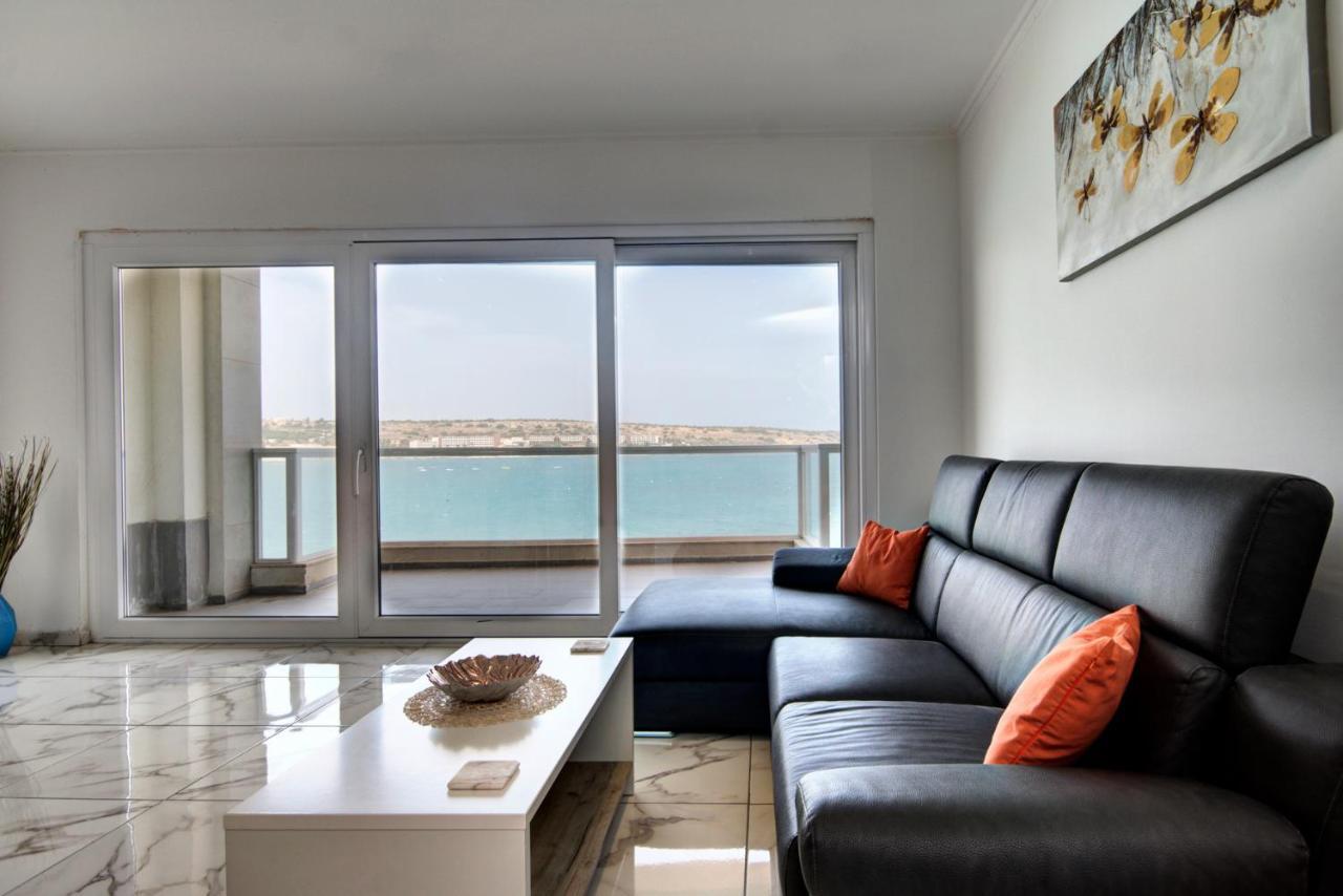 Beachfront Pretty Holiday Home 梅利哈 外观 照片