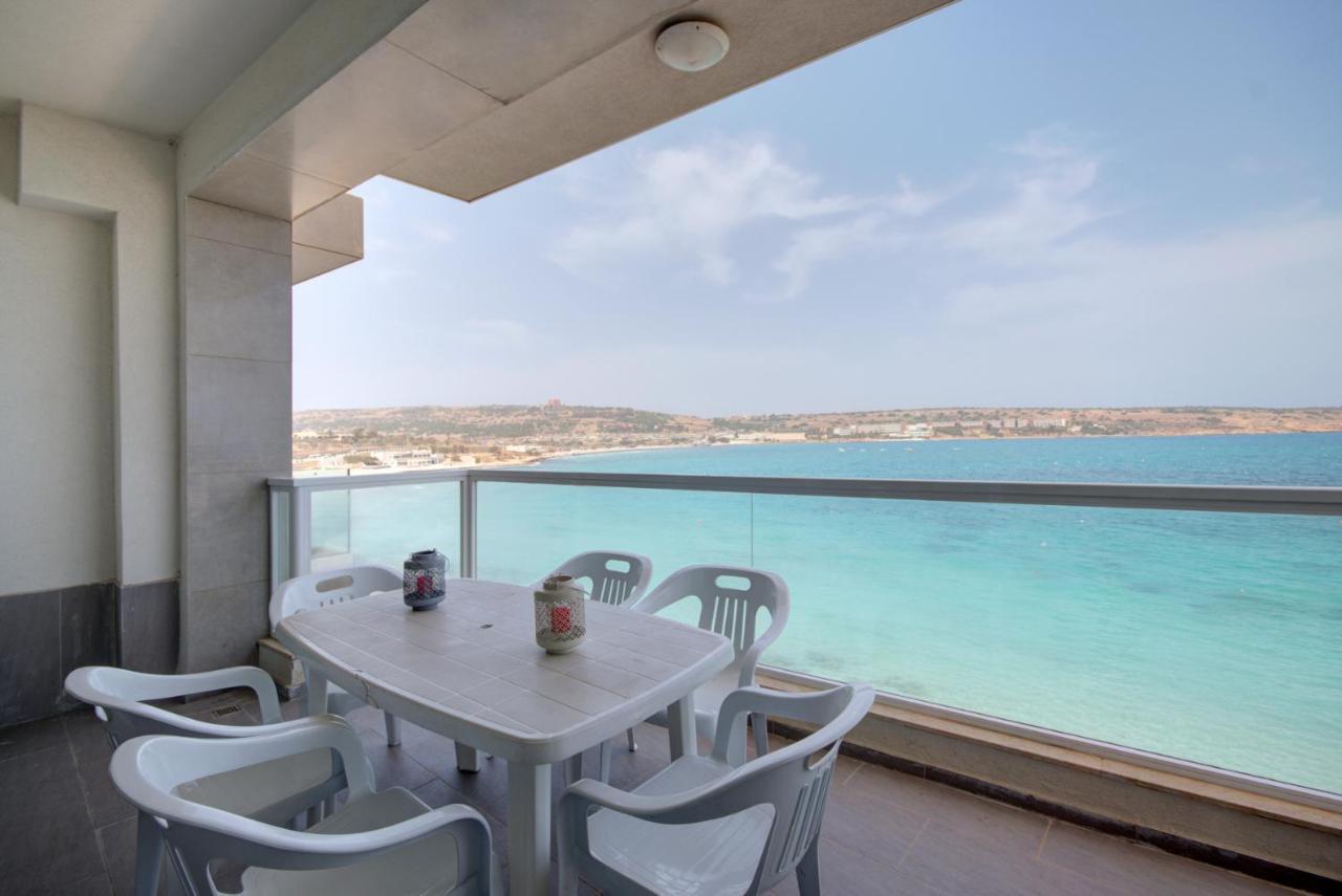 Beachfront Pretty Holiday Home 梅利哈 外观 照片